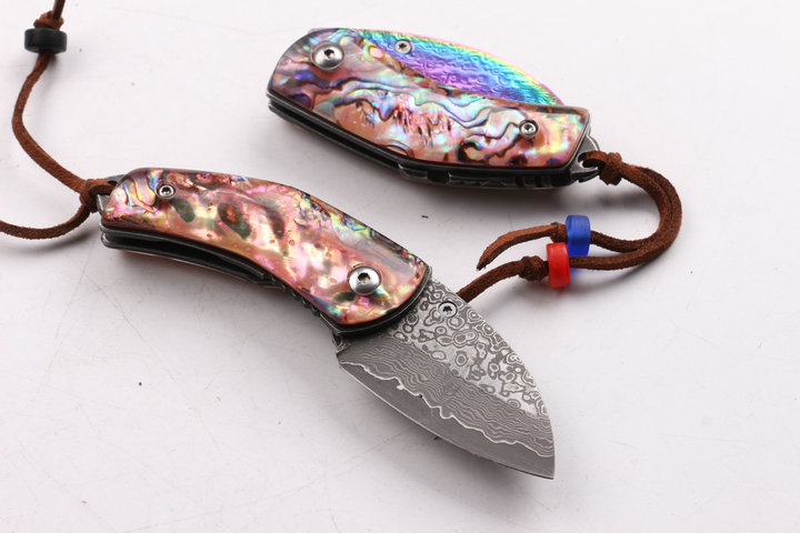 Damascus Waistline two types folding pocket knife with Natural Abalone handle UD403438